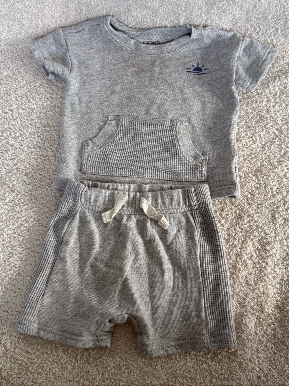 Carter’s Just One You Baby Boys 2 Piece Outfit 9M Gray Shirt Shorts Set